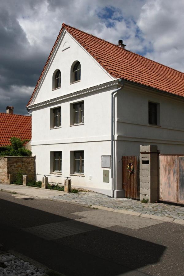 Ubytovani Na Statku Vedomice Exterior photo